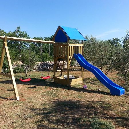 Holiday Home Hrast Debeljak Екстер'єр фото
