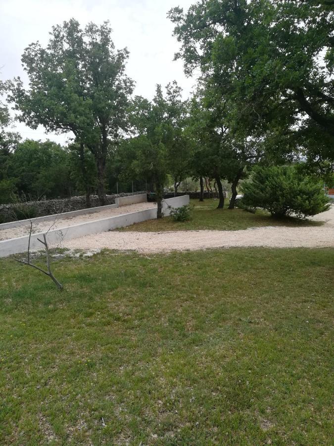 Holiday Home Hrast Debeljak Екстер'єр фото